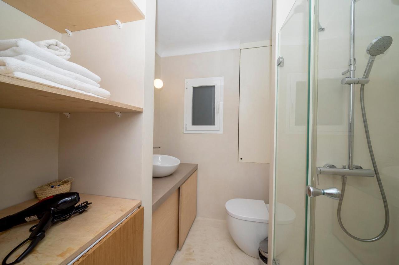 Apartamentos Roca Plana Es Pujols Esterno foto