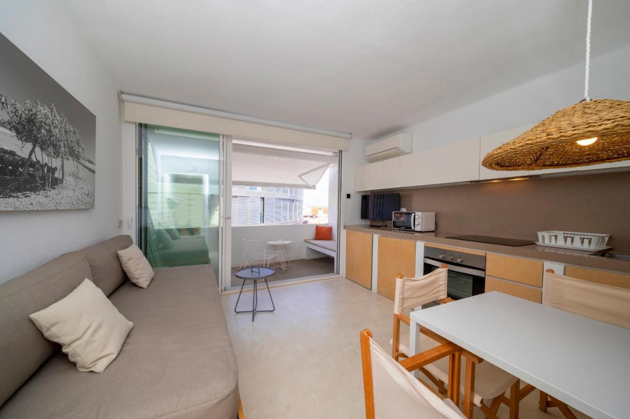 Apartamentos Roca Plana Es Pujols Esterno foto